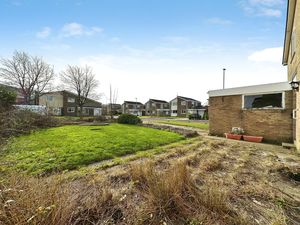 Photo 17- click for photo gallery